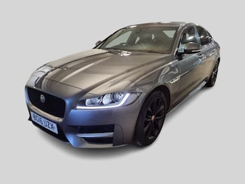 Used Jaguar XF 2016 for sale - 76888555: Photo