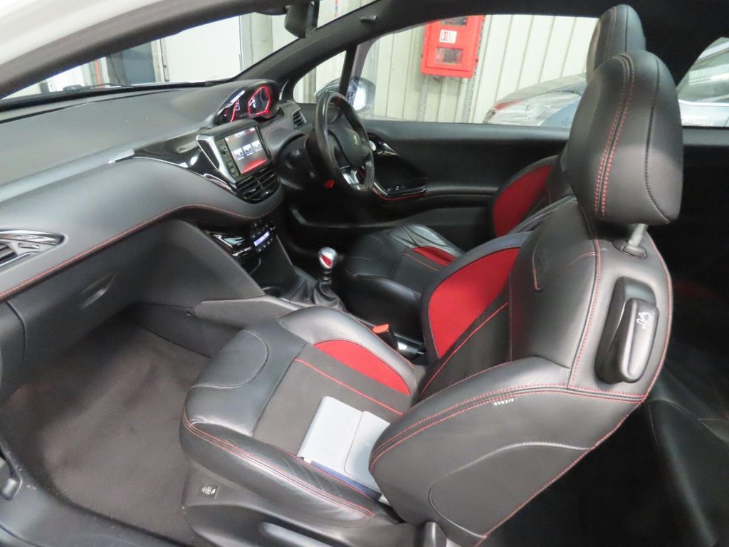 Used Peugeot 208 2015 for sale - 76554780: Photo 11