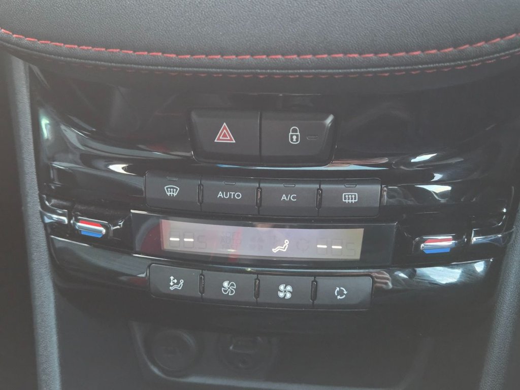 Used Peugeot 208 2015 for sale - 76554780: Photo 30