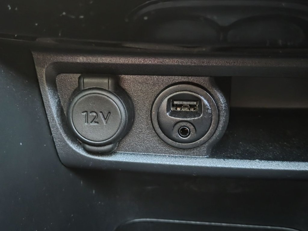 Used Peugeot 208 2015 for sale - 76554780: Photo 31