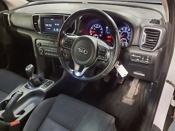 Used Kia Sportage 2017 for sale - 78124597: Photo