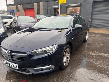Used Vauxhall Insignia 2018 for sale - 76582390: Photo