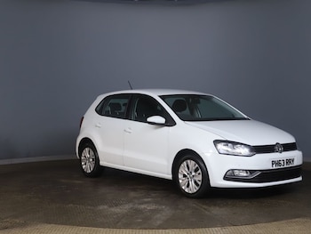 Used Volkswagen Polo 2015 for sale - 76554800: Photo