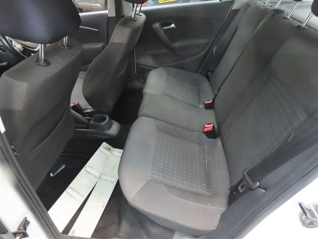 Used Volkswagen Polo 2015 for sale - 76554800: Photo 6