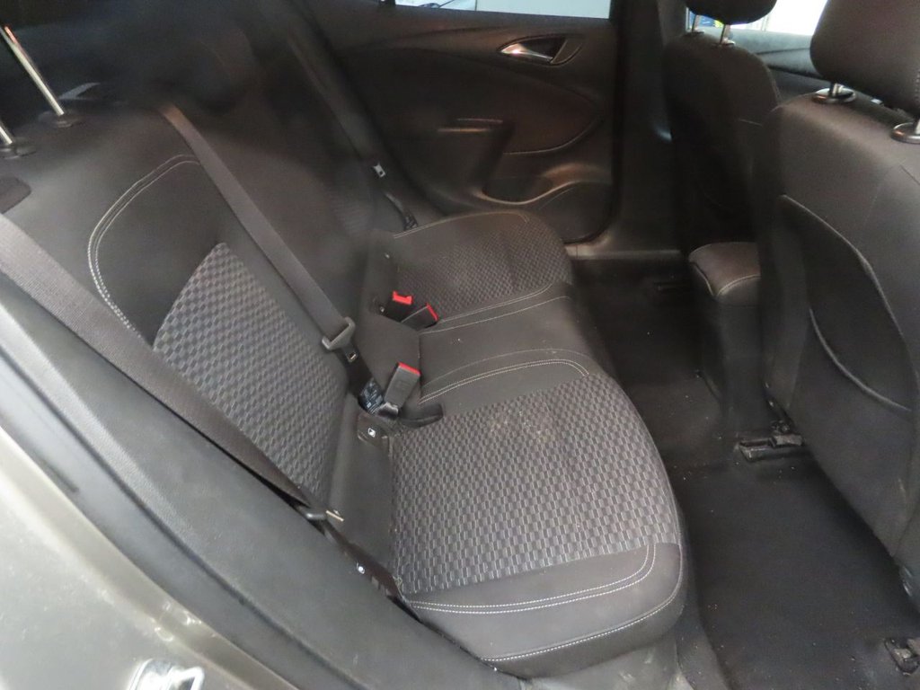 Used Vauxhall Astra 2016 for sale - 77384008: Photo 6