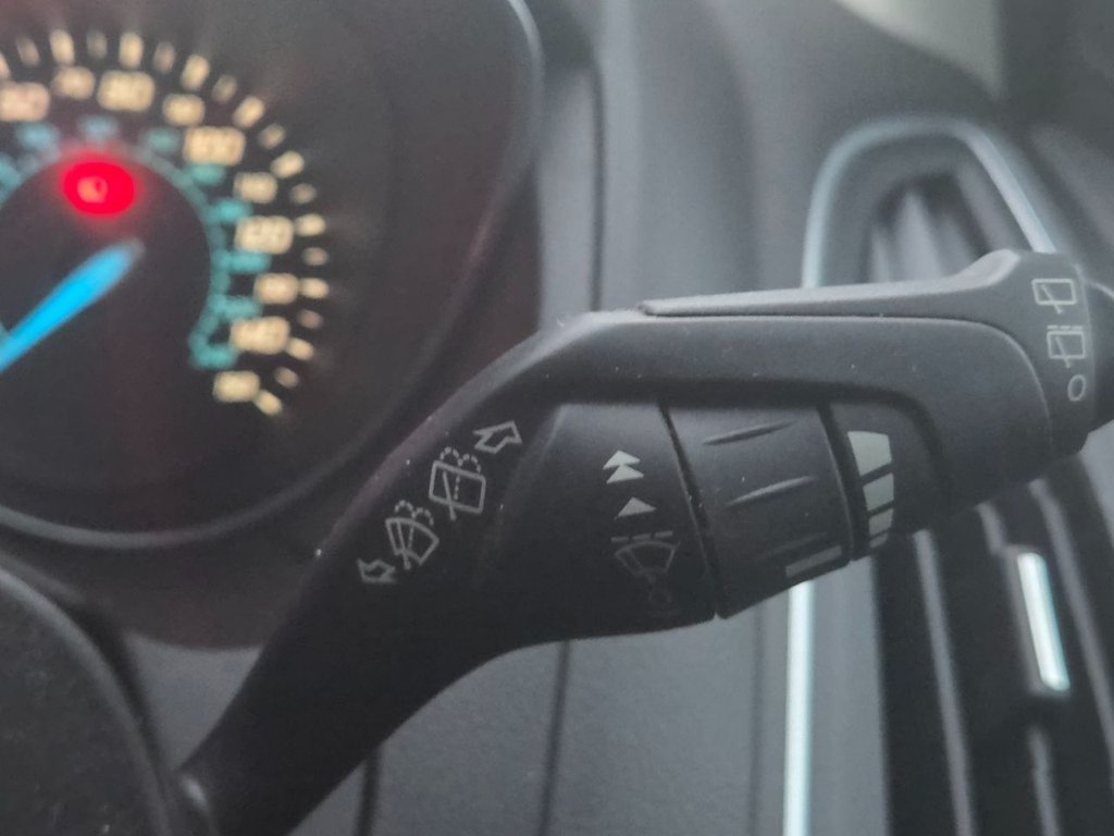 Used Ford Focus 2013 for sale - 76617866: Photo 24