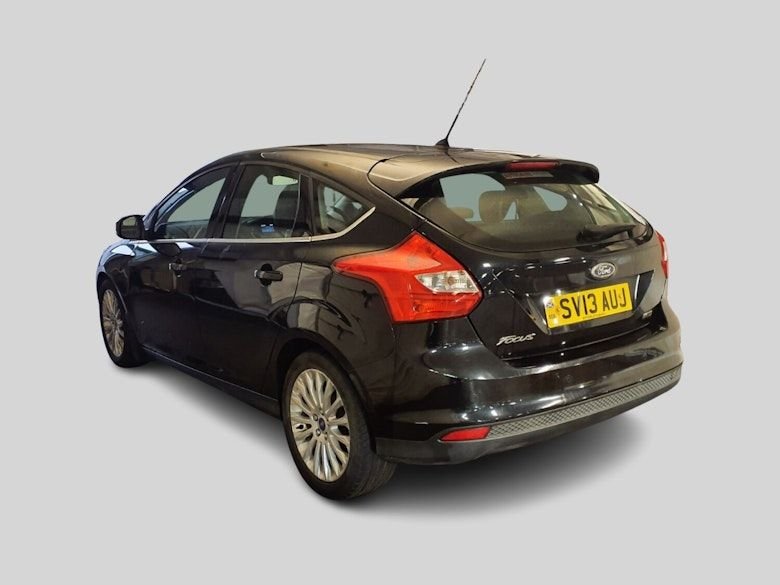 Used Ford Focus 2013 for sale - 76617866: Photo 3