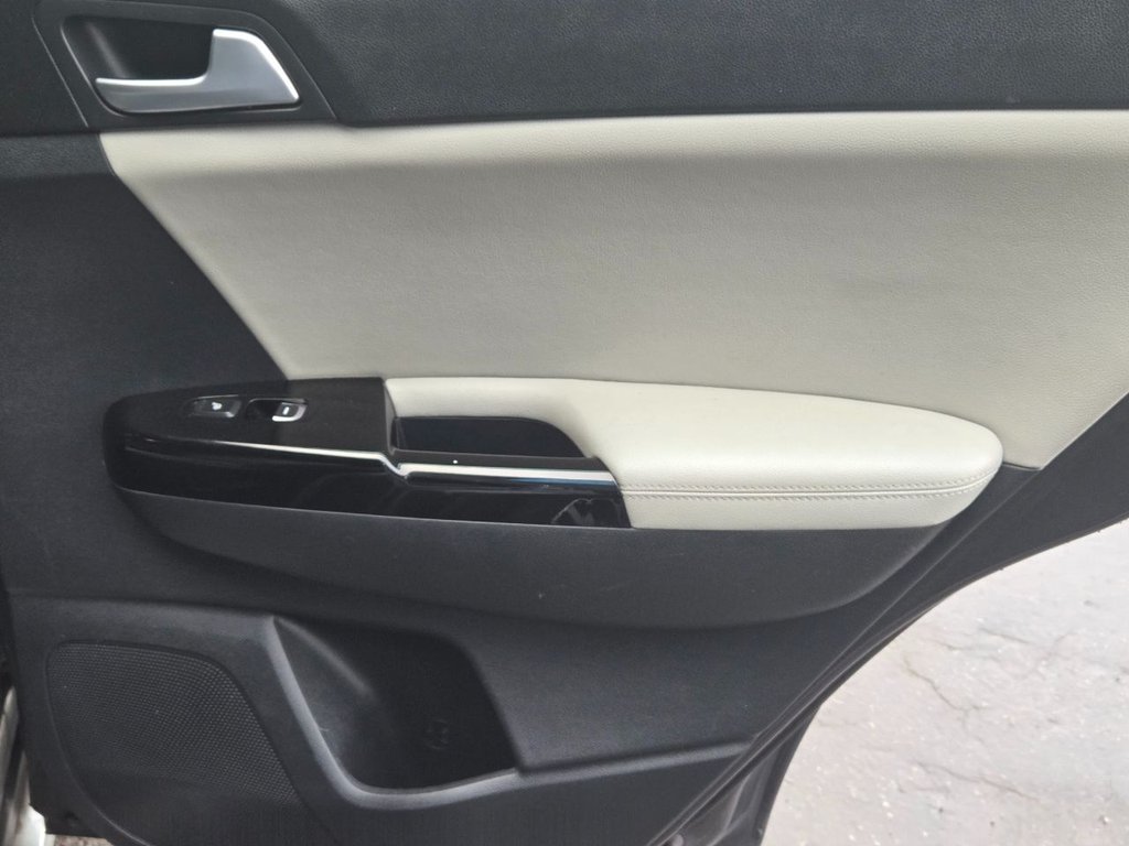 Used Kia Sportage 2018 for sale - 76731200: Photo 17