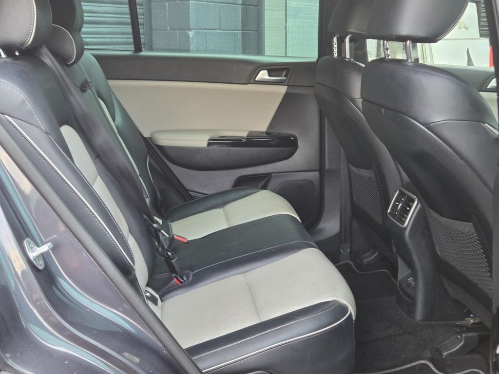 Used Kia Sportage 2018 for sale - 76731200: Photo 19