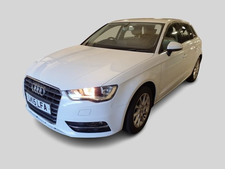 Used Audi A3 2015 for sale - 76783905: Photo 2