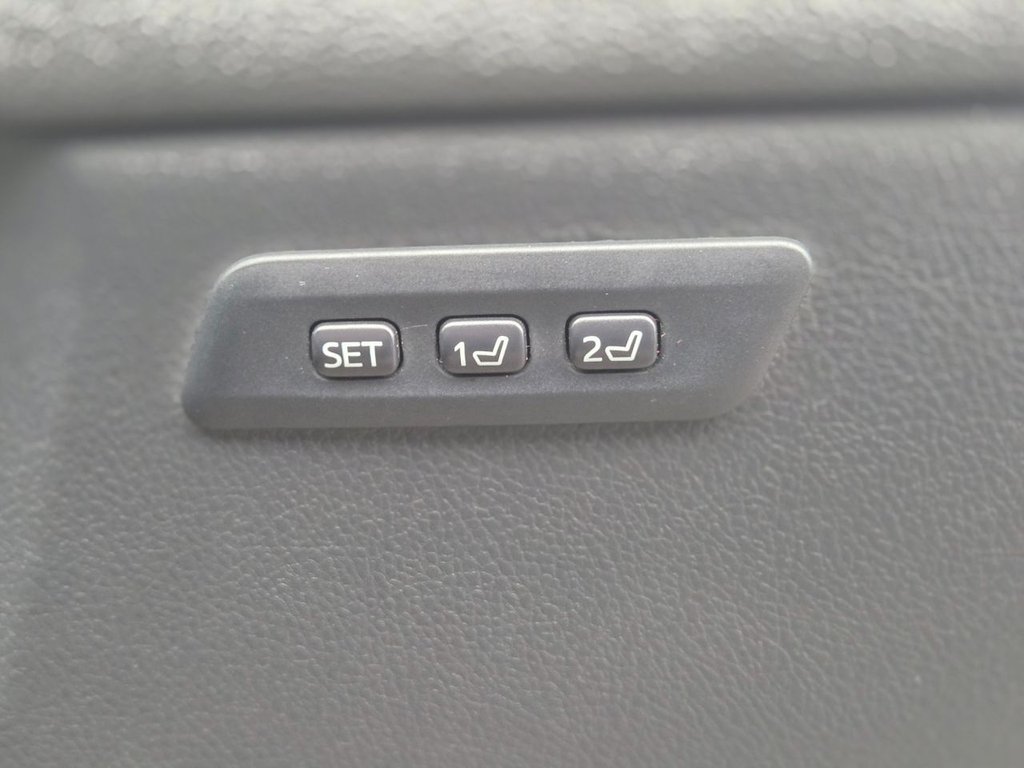 Used Toyota Avensis 2016 for sale - 76554820: Photo 11