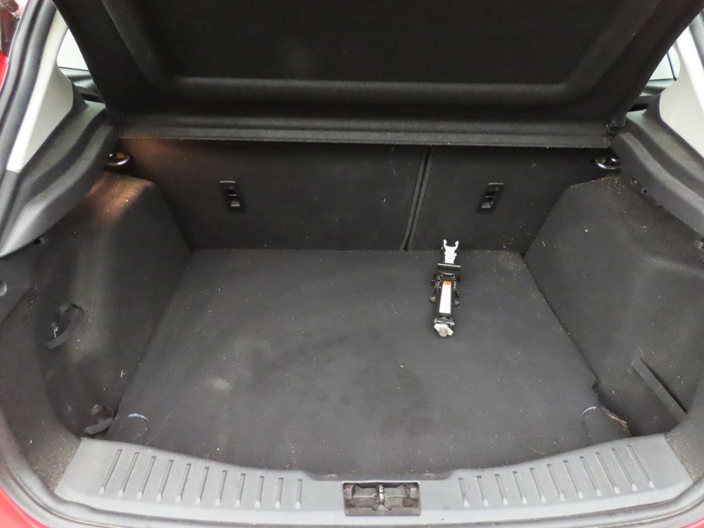 Used Ford Focus 2017 for sale - 76773039: Photo 10