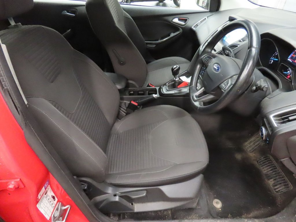 Used Ford Focus 2017 for sale - 76773039: Photo 12