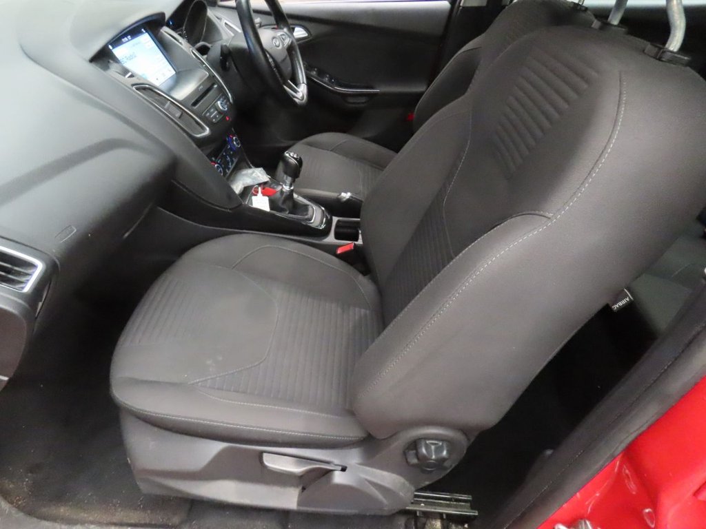Used Ford Focus 2017 for sale - 76773039: Photo 13