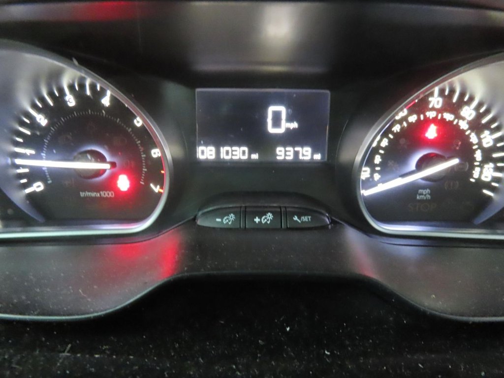 Used Peugeot 208 2017 for sale - 77920570: Photo 12