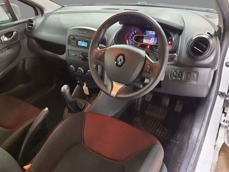 Used Renault Clio 2016 for sale - 77920181: Photo 8