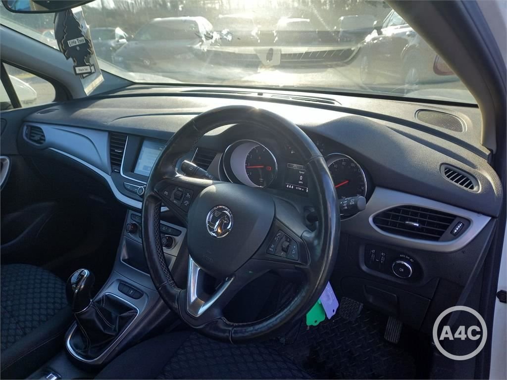 Used Vauxhall Astra 2017 for sale - 77133699: Photo 3