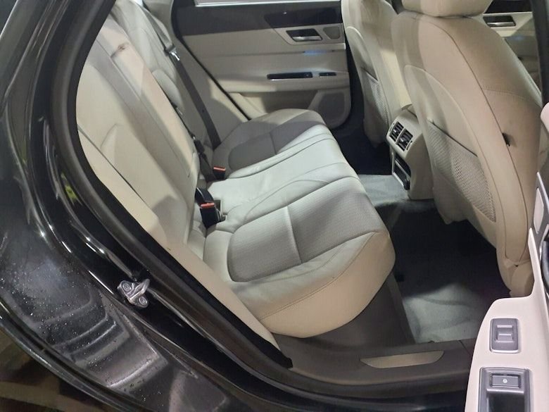 Used Jaguar XF 2016 for sale - 78017326: Photo 6