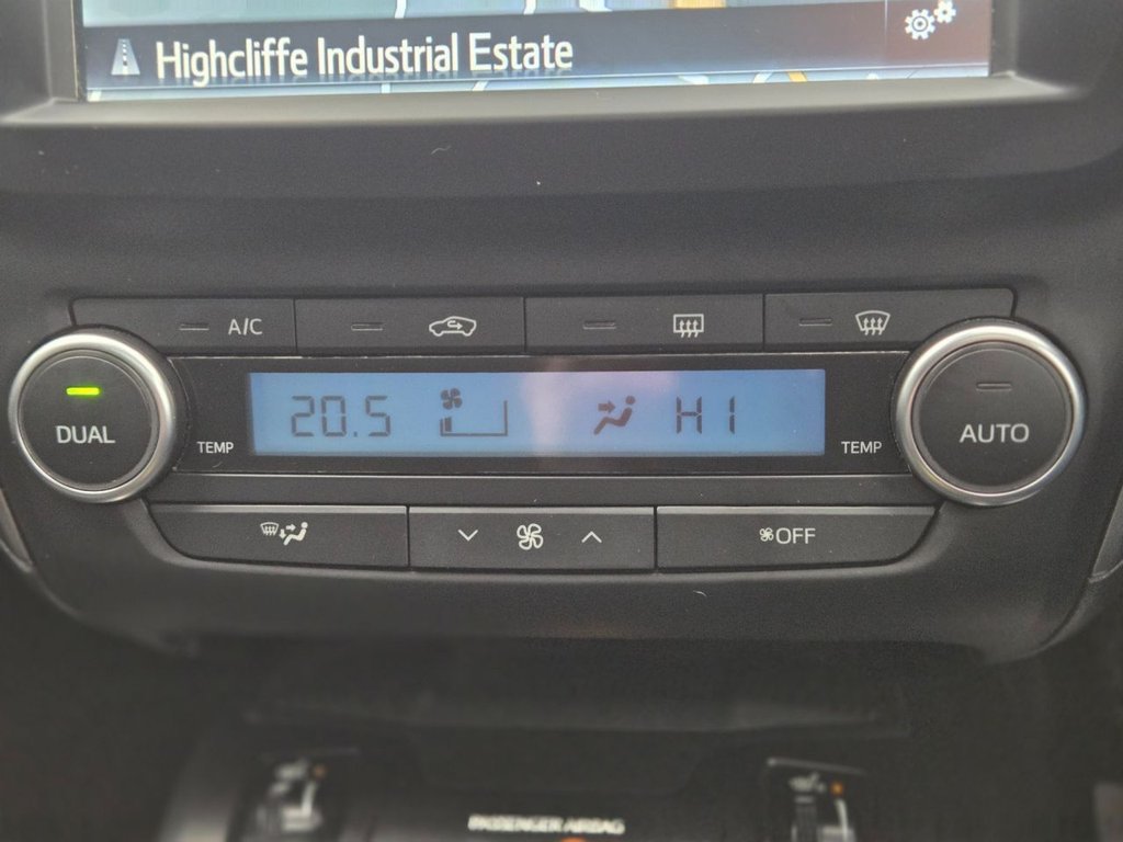 Used Toyota Avensis 2016 for sale - 77080572: Photo 39