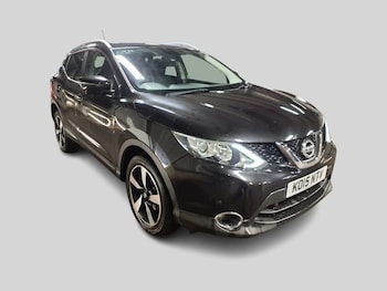 Used Nissan Qashqai 2015 for sale - 77341936: Photo