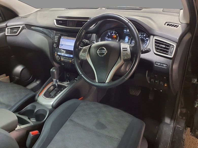 Used Nissan Qashqai 2015 for sale - 77341936: Photo 3