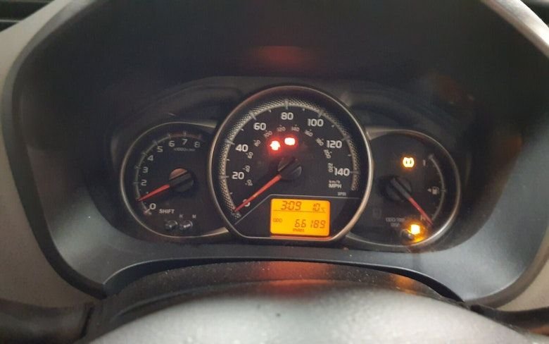 Used Toyota Yaris 2015 for sale - 77122214: Photo 10