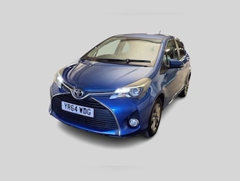Used Toyota Yaris 2015 for sale - 77122214: Photo
