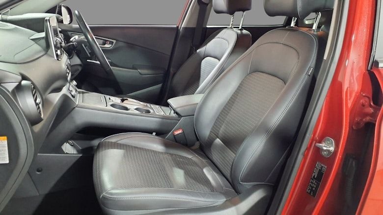 Used Hyundai KONA 2019 for sale - 76784173: Photo 4