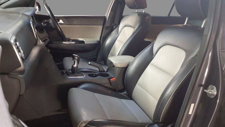 Used Kia Sportage 2018 for sale - 77920186: Photo 2