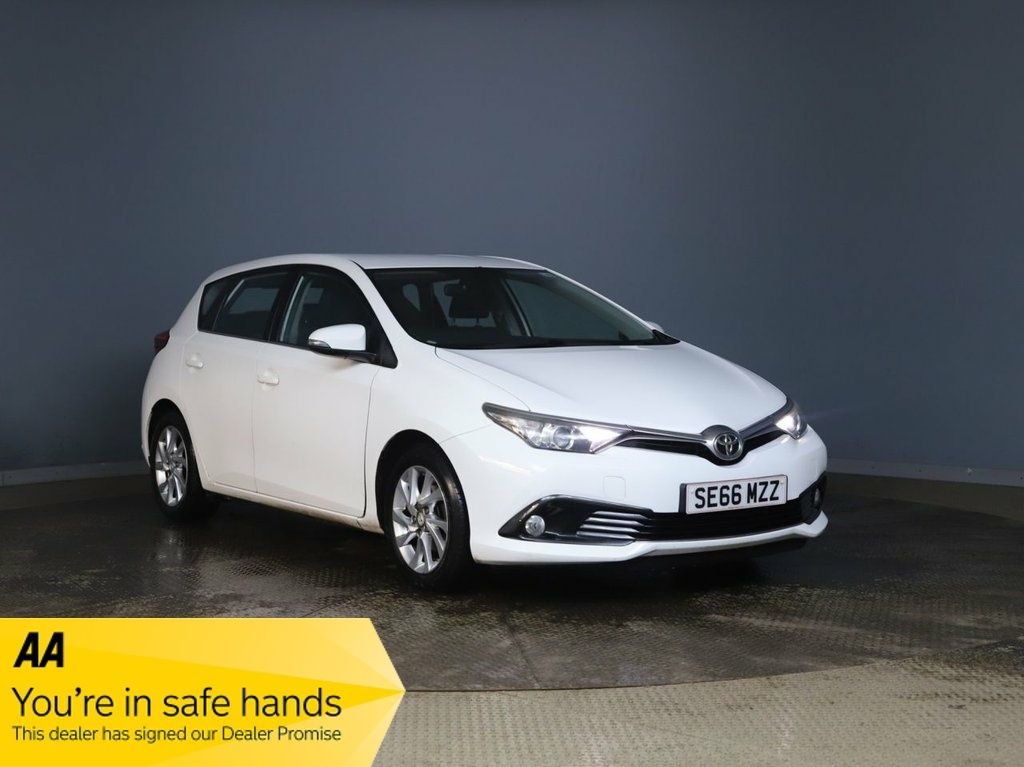 Used Toyota Auris 2017 for sale - 76868173: Photo 1