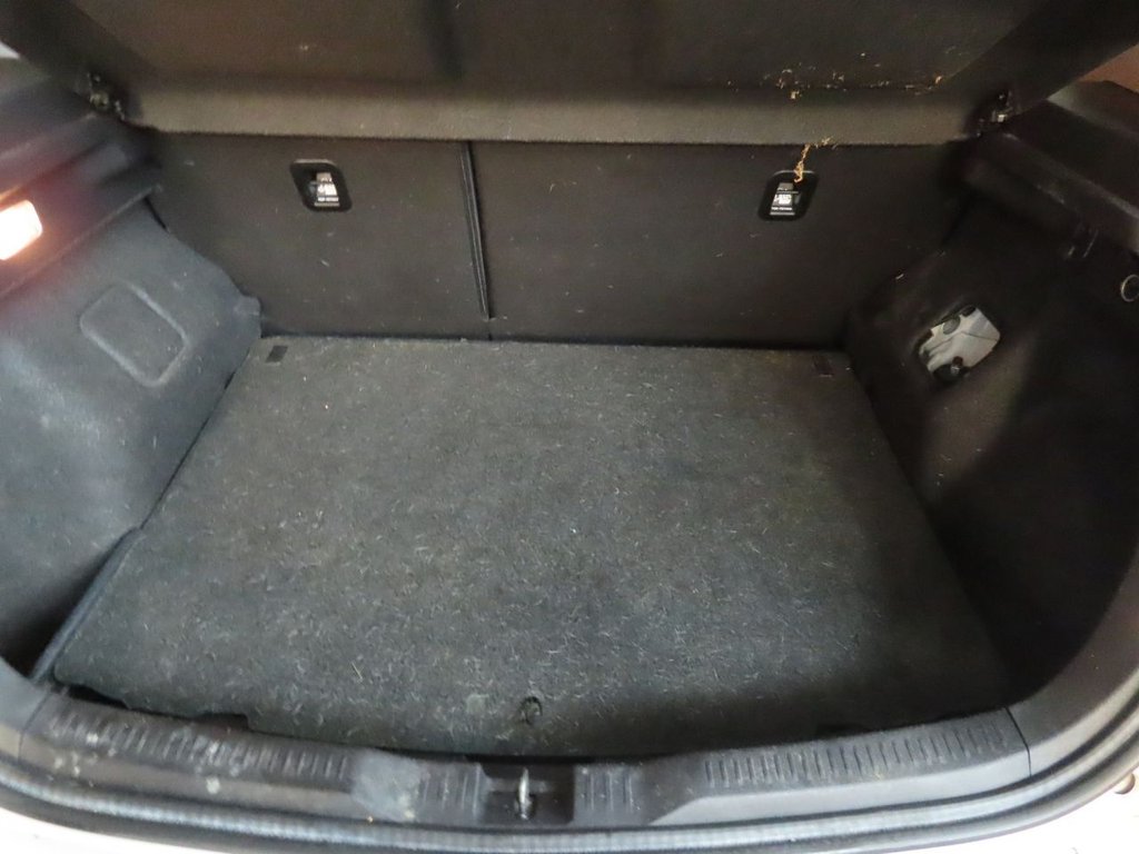 Used Toyota Auris 2017 for sale - 76868173: Photo 12