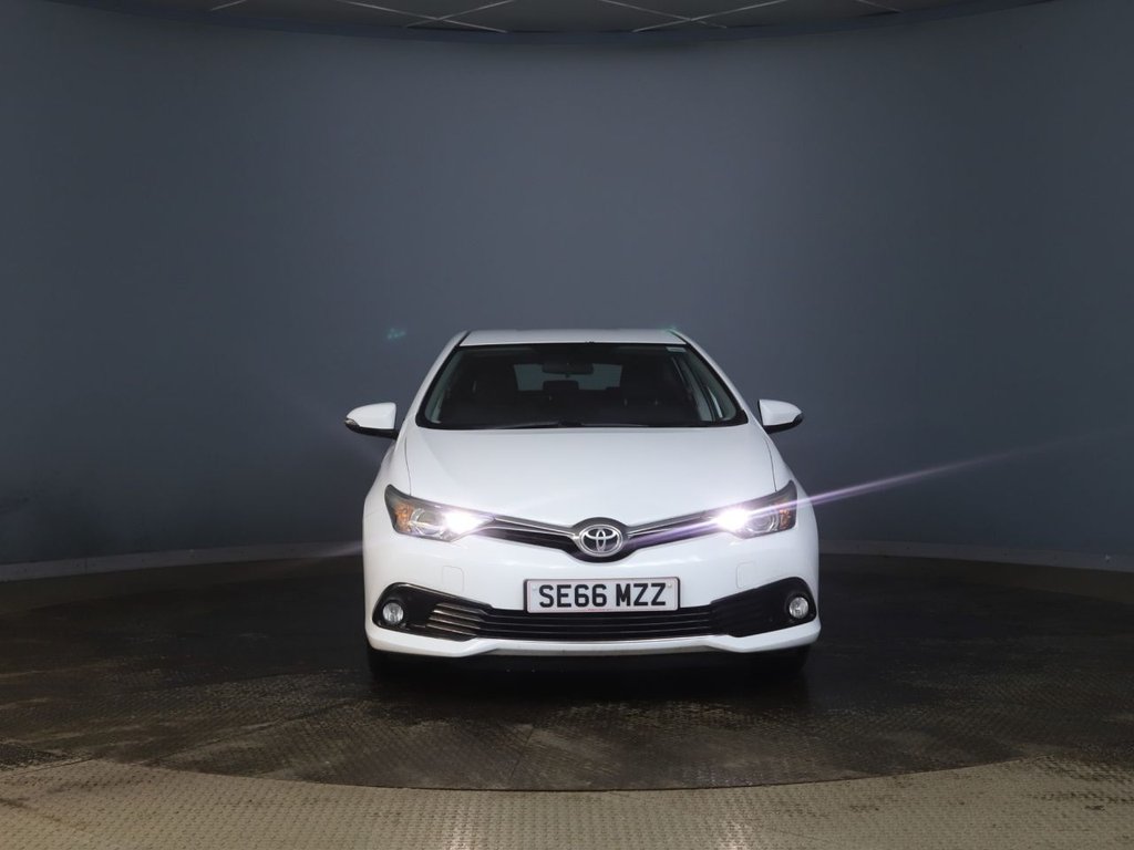 Used Toyota Auris 2017 for sale - 76868173: Photo 2