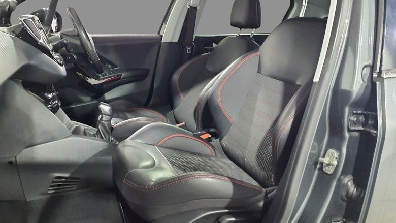 Used Peugeot 208 2017 for sale - 76783716: Photo 4