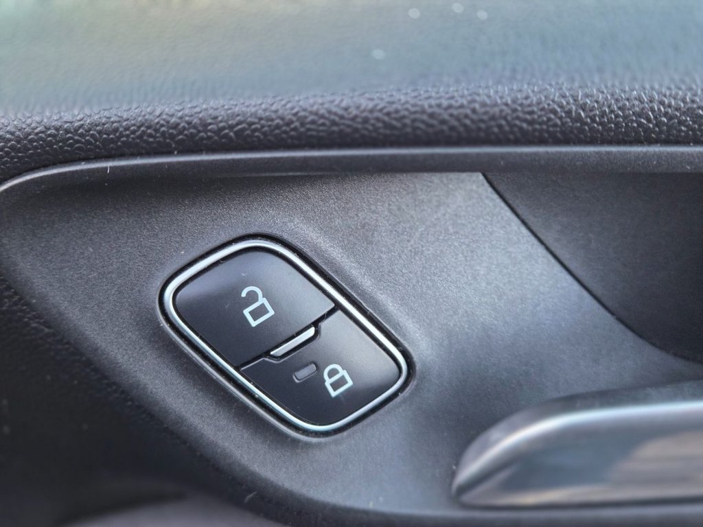 Used Ford Fiesta 2018 for sale - 76888557: Photo 10