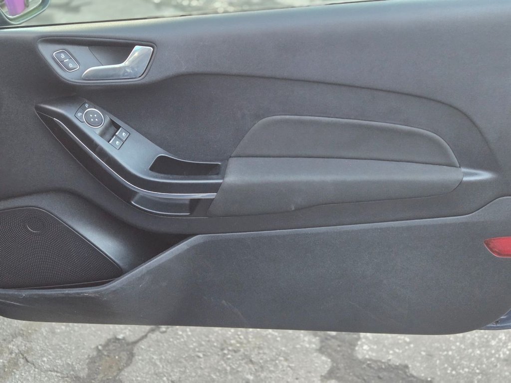 Used Ford Fiesta 2018 for sale - 76888557: Photo 8