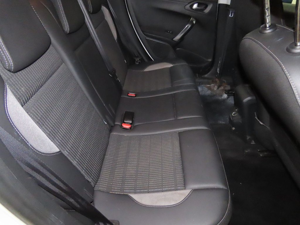 Used Peugeot 2008 2017 for sale - 76731208: Photo 10