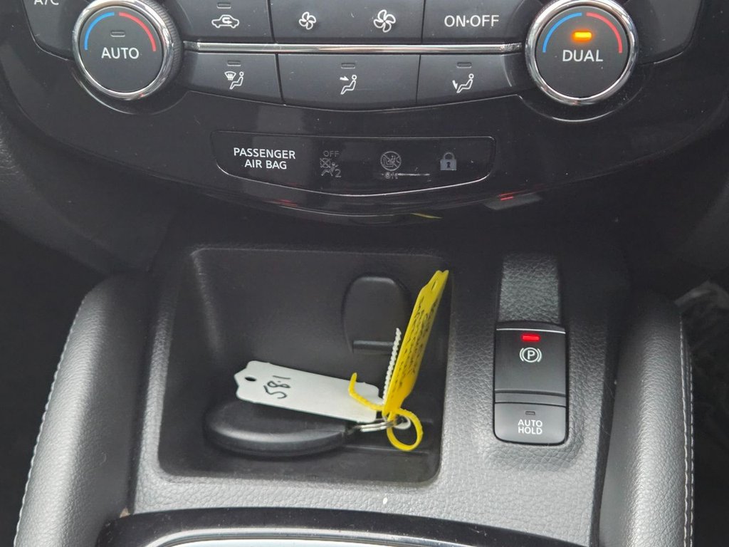 Used Nissan Qashqai 2018 for sale - 76554795: Photo 32