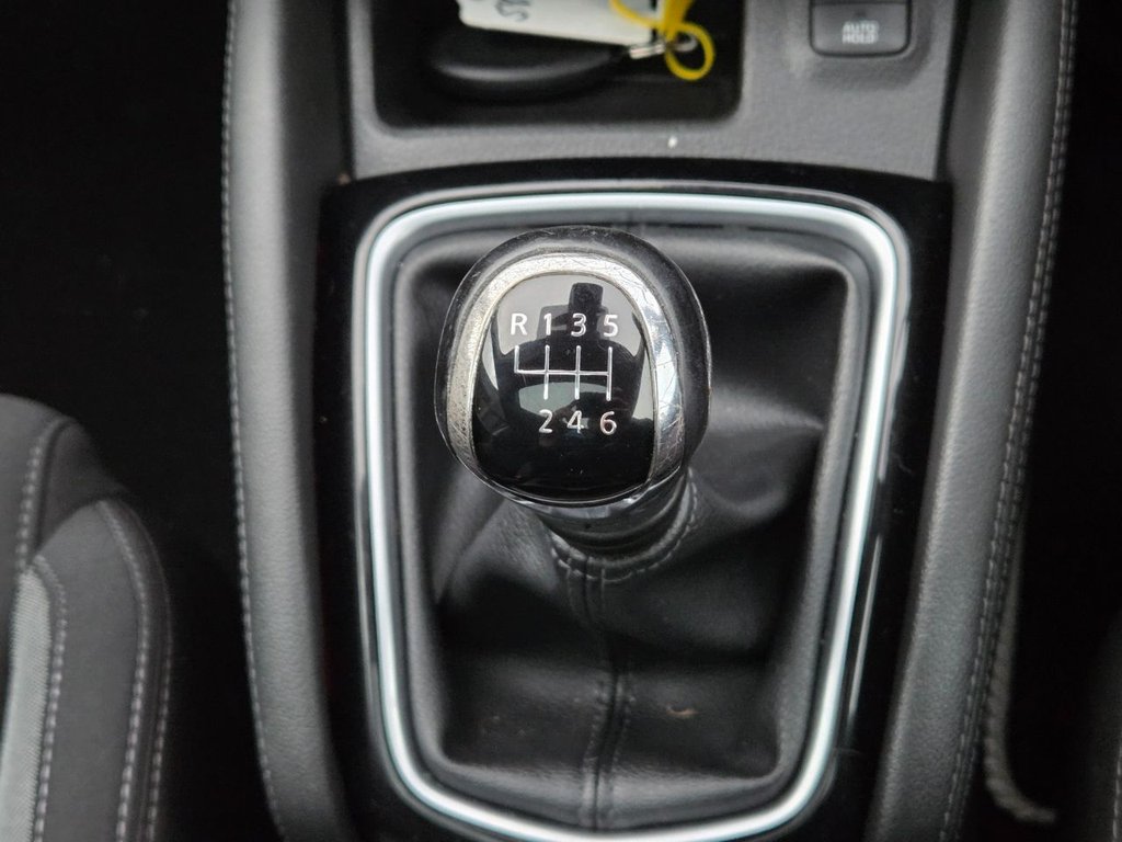 Used Nissan Qashqai 2018 for sale - 76554795: Photo 33