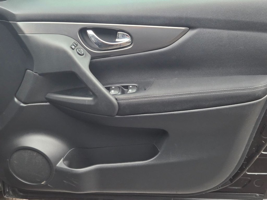 Used Nissan Qashqai 2018 for sale - 76554795: Photo 7