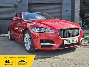 Used Jaguar XF 2017 for sale - 76554815: Photo