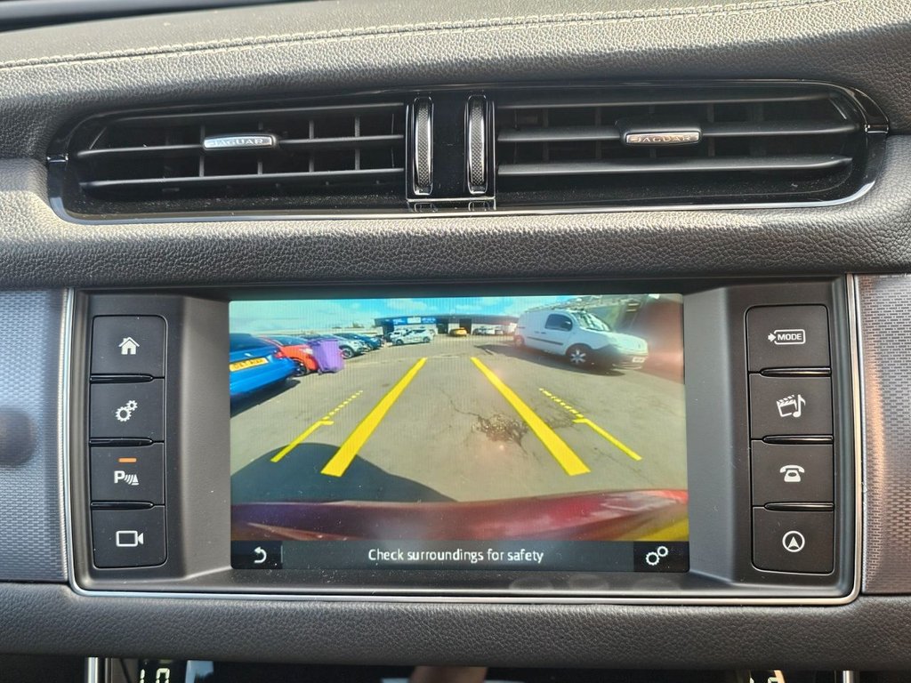 Used Jaguar XF 2017 for sale - 76554815: Photo 27