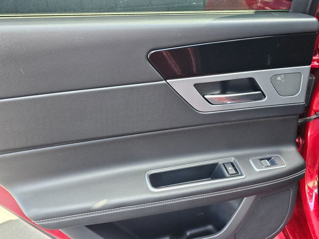 Used Jaguar XF 2017 for sale - 76554815: Photo 34