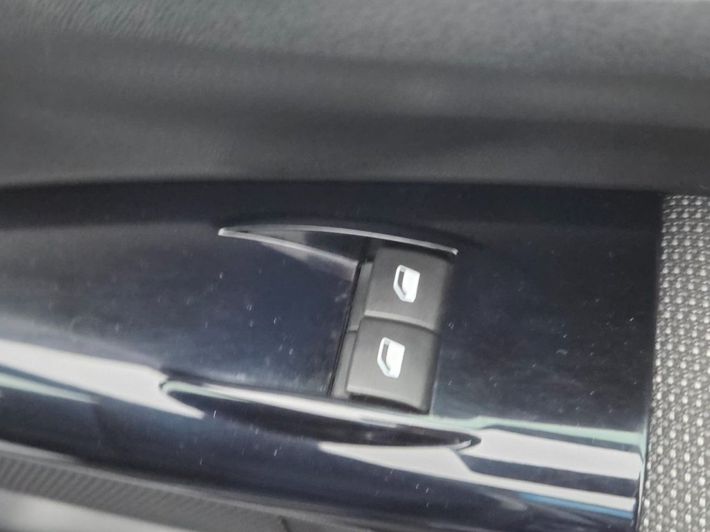 Used Citroen C4 Cactus 2018 for sale - 76554811: Photo 33