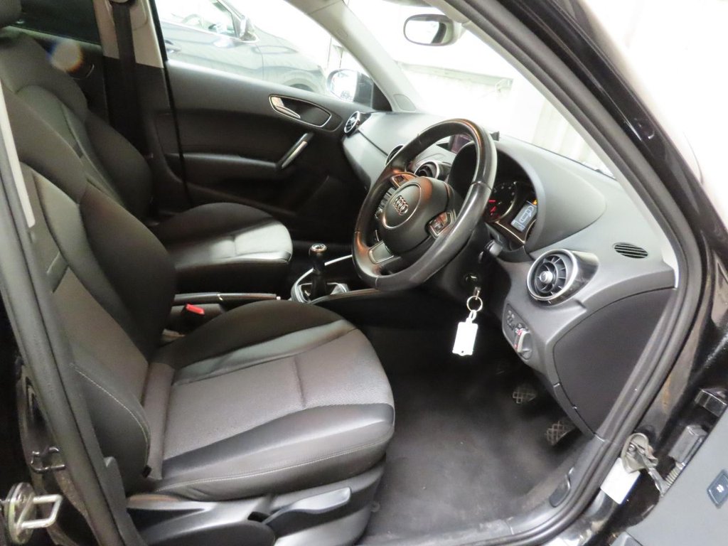 Used Audi A1 2013 for sale - 76554810: Photo 13