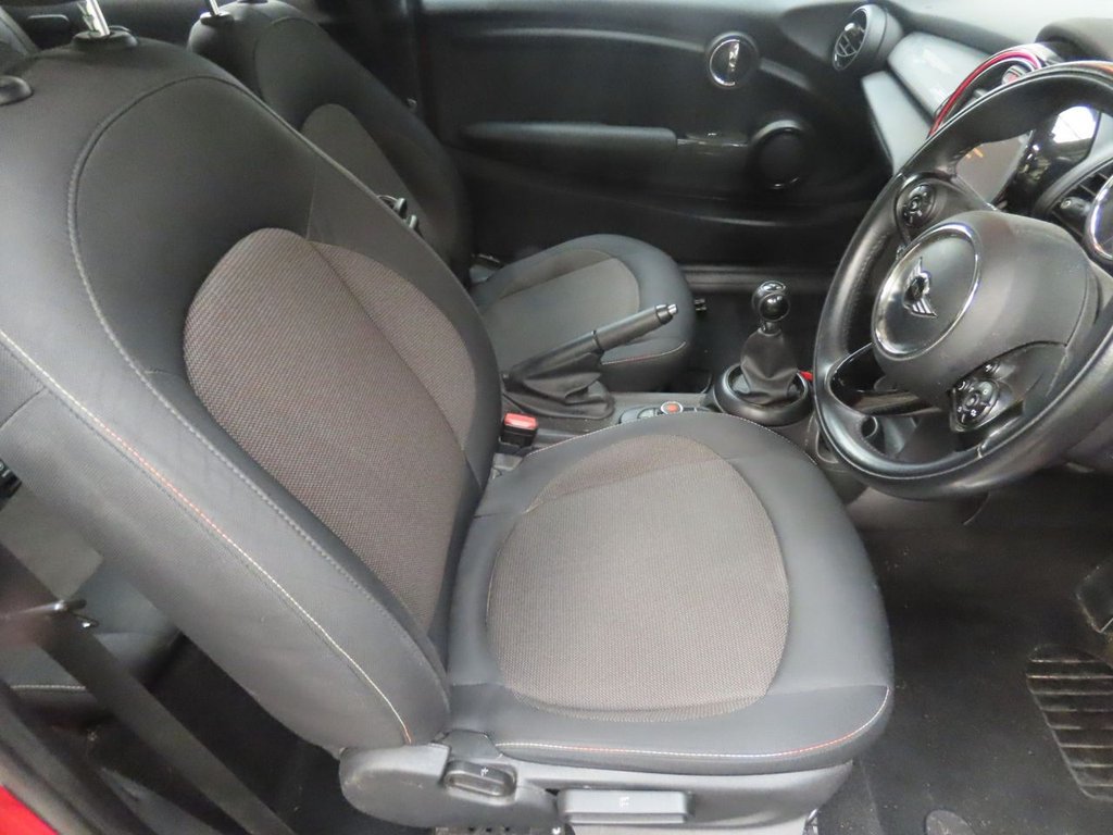 Used MINI Hatch 2015 for sale - 76554807: Photo 10