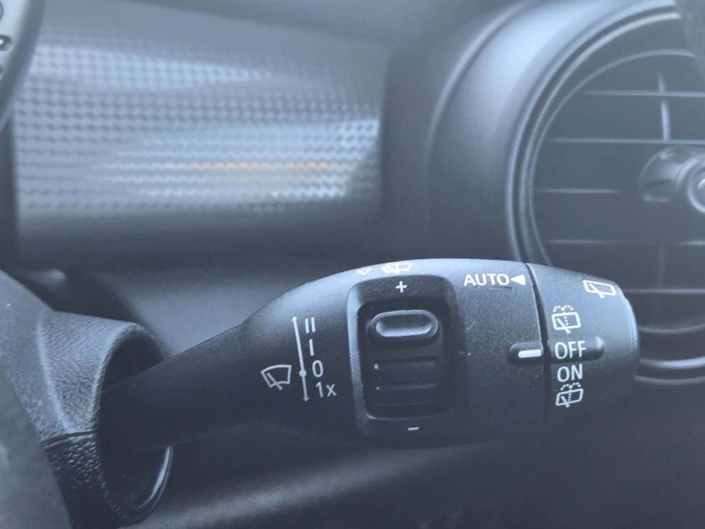 Used MINI Hatch 2015 for sale - 76554807: Photo 24