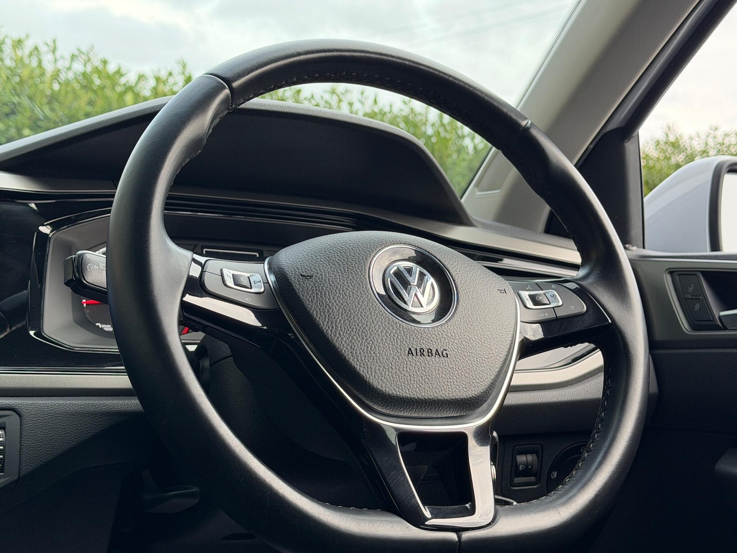 Used Volkswagen Polo 2019 for sale - 76887147: Photo 42