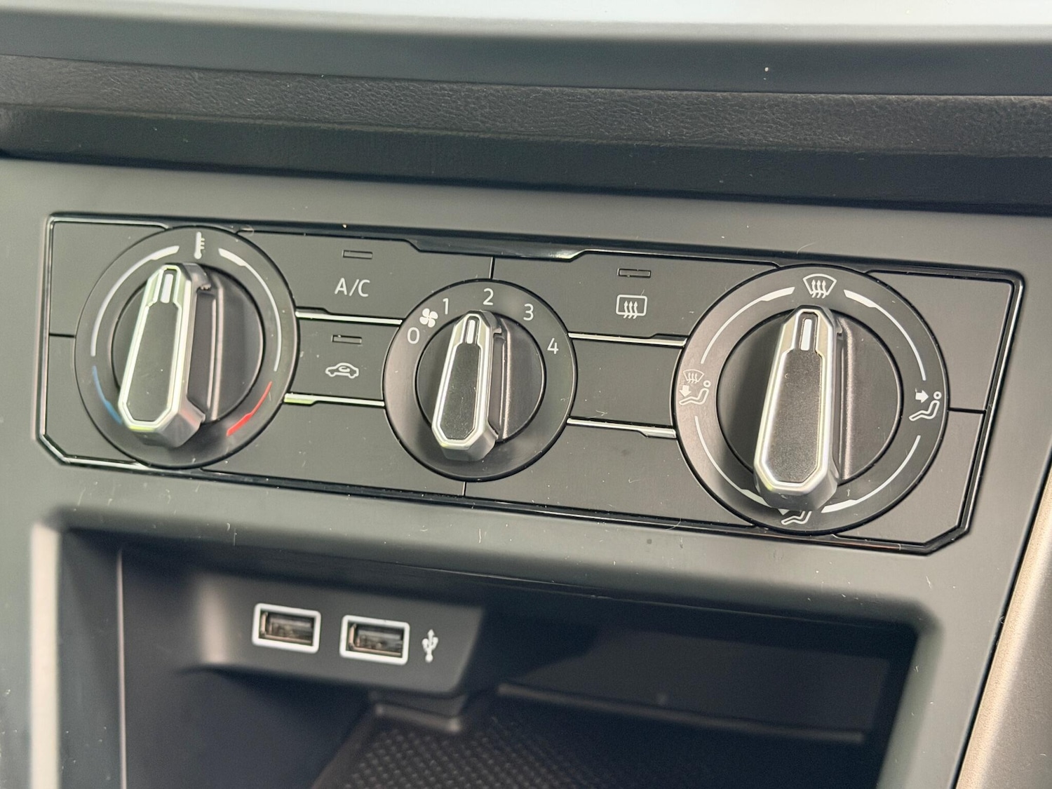 Used Volkswagen Polo 2019 for sale - 76887147: Photo 57