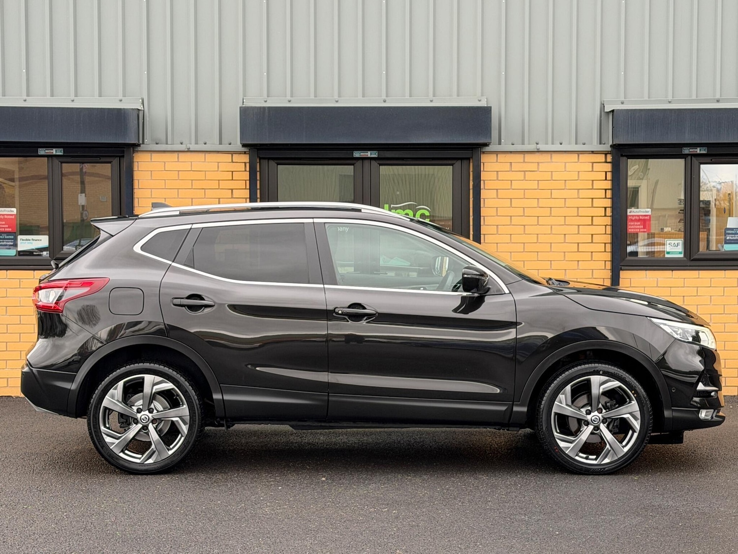 Used Nissan Qashqai 2017 for sale - 76886093: Photo 11