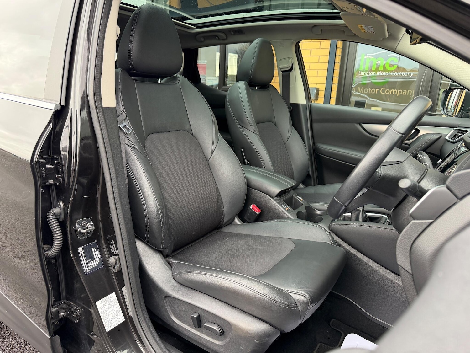 Used Nissan Qashqai 2017 for sale - 76886093: Photo 35